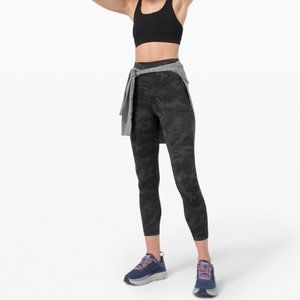 SOLD! LuLulemon Wunder Train HR Crop 21"  NWT